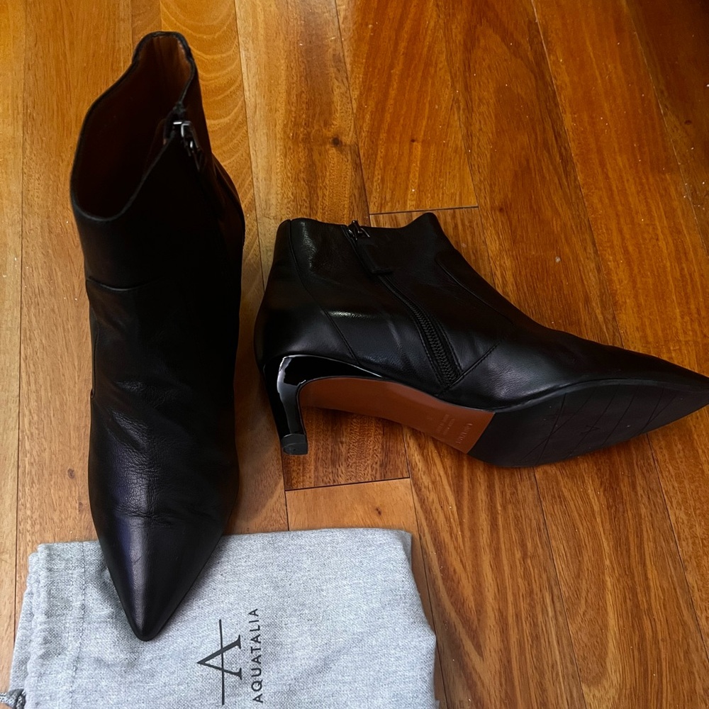 AQUATALIA BLACK BOOTIES